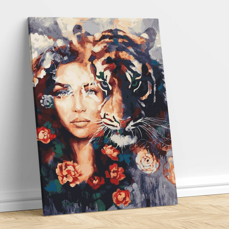 Schöne Frau und Tiger
